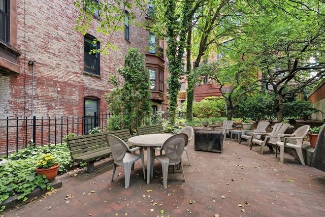 15 Cazenove St 1, Boston, MA 02116