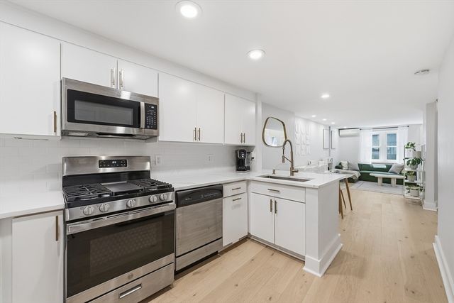 15 Cazenove St 1, Boston, MA 02116