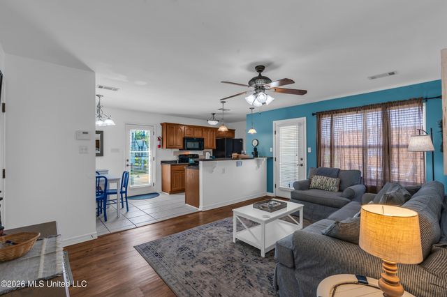 329 Davis Street, Waveland, MS 39576