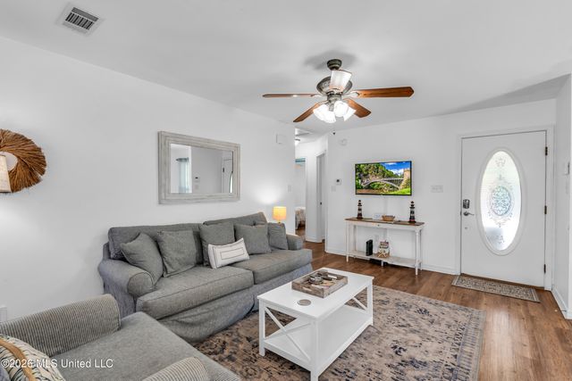 329 Davis Street, Waveland, MS 39576