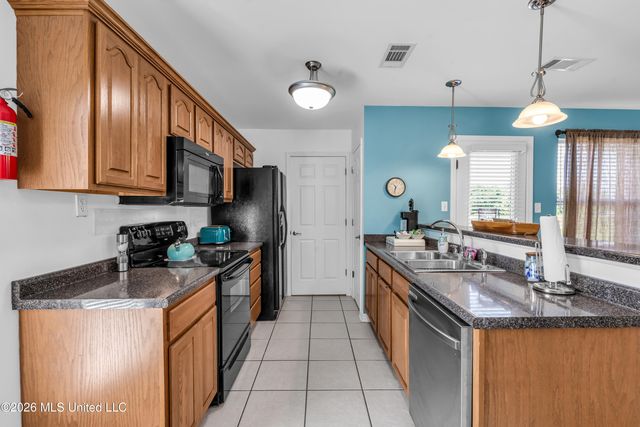 329 Davis Street, Waveland, MS 39576