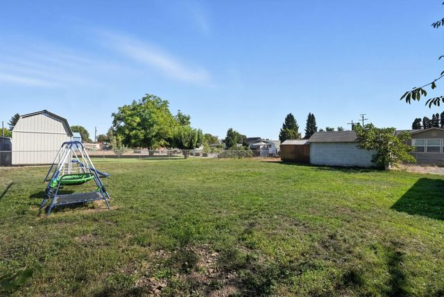 4412 N Mayhew Rd, Spokane Valley, WA 99216