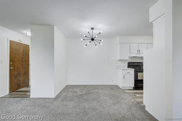 32075 Beaconsfield Street 29, Roseville, MI 48066