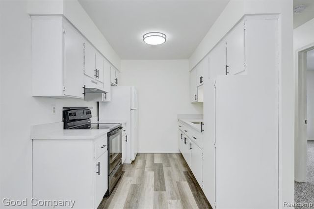 32075 Beaconsfield Street 29, Roseville, MI 48066