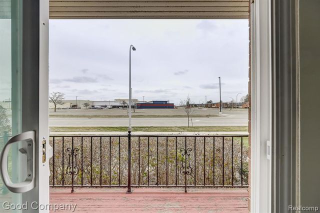 32075 Beaconsfield Street 29, Roseville, MI 48066