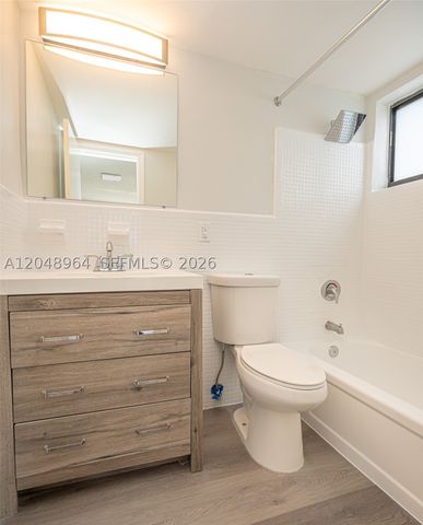810 Salzedo St 10, Coral Gables, FL 33134