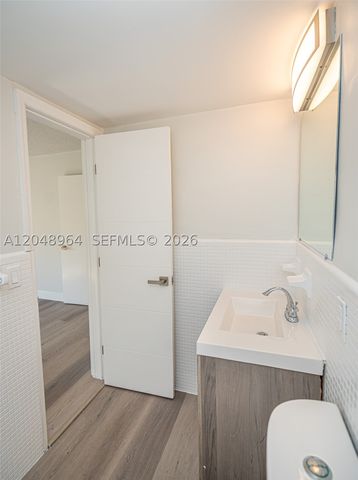 810 Salzedo St 10, Coral Gables, FL 33134