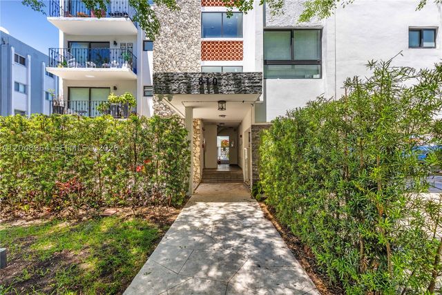810 Salzedo St 10, Coral Gables, FL 33134