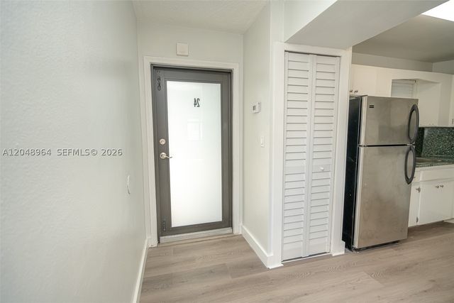 810 Salzedo St 10, Coral Gables, FL 33134