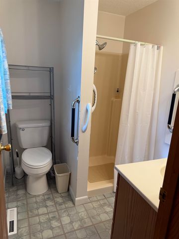 82 Sunset Drive, Colchester (colchester), VT 05446