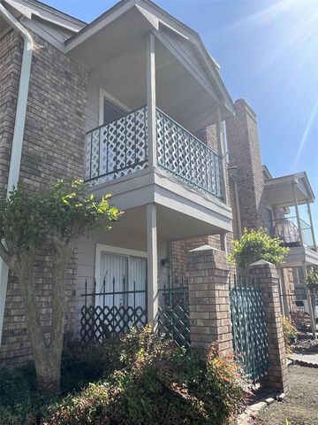 3770 Lovers Wood Lane 1010, Houston, TX 77014