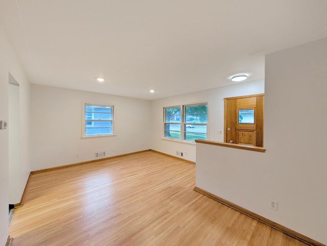 5711 Xerxes Avenue S, Minneapolis, MN 55410