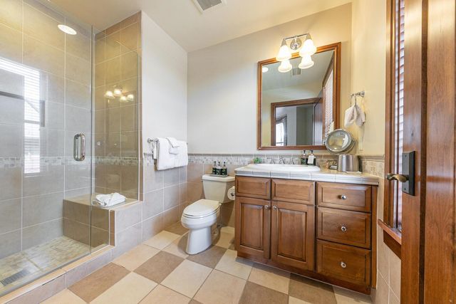 5001 Northstar Dr Apt 302, Truckee, CA 96161