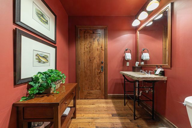 5001 Northstar Dr Apt 302, Truckee, CA 96161