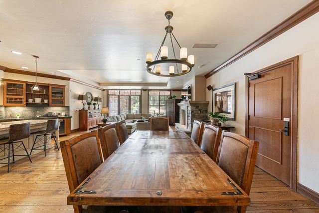 5001 Northstar Dr Apt 302, Truckee, CA 96161