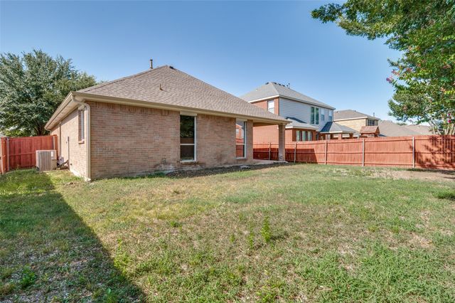 3255 Serpis, Grand Prairie, TX 75054