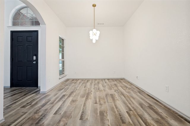 3255 Serpis, Grand Prairie, TX 75054