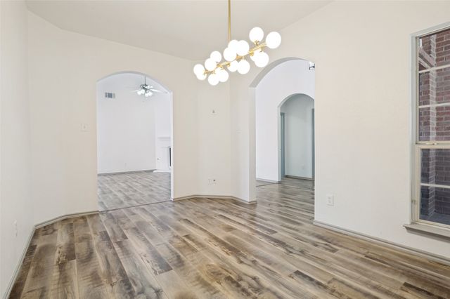 3255 Serpis, Grand Prairie, TX 75054