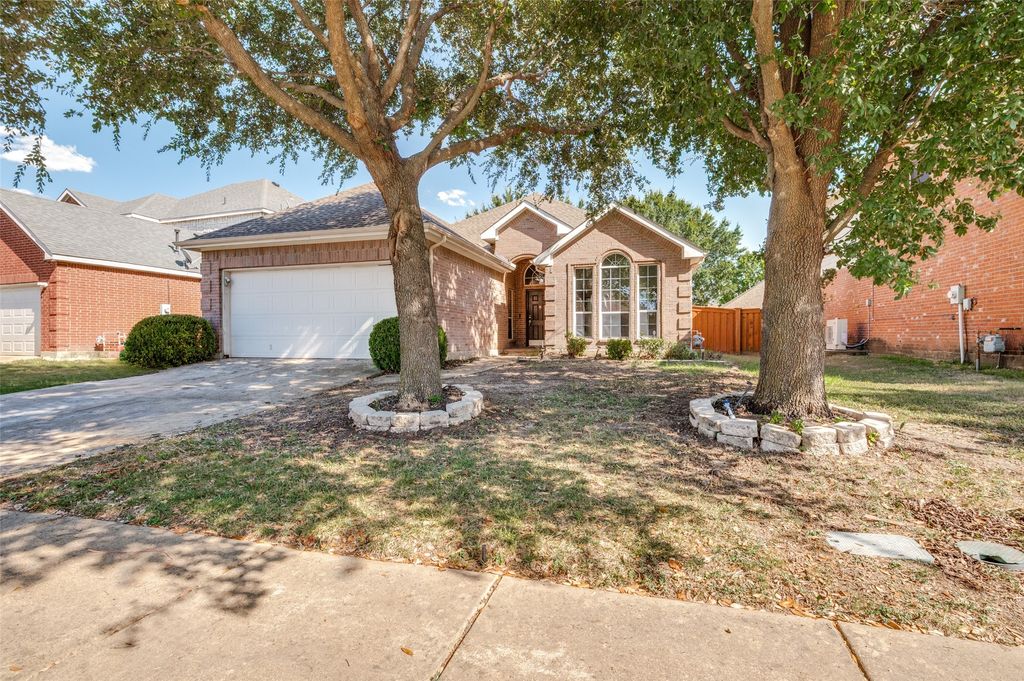 3255 Serpis, Grand Prairie, TX 75054