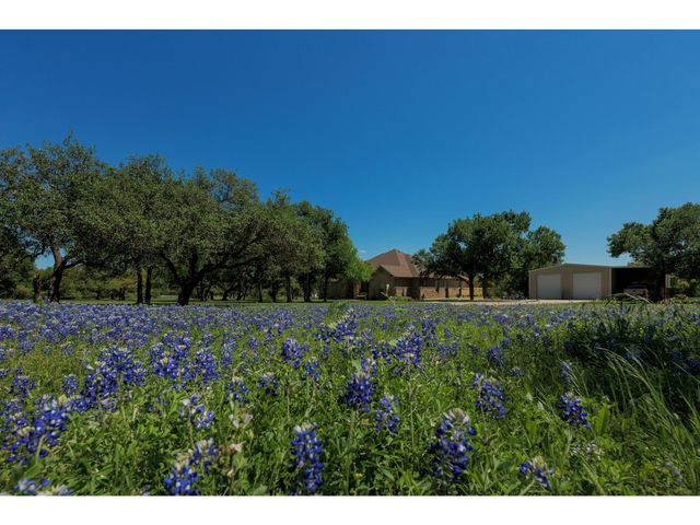30201 LIVE OAK TRL, Georgetown, TX 78633
