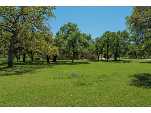 30201 LIVE OAK TRL, Georgetown, TX 78633