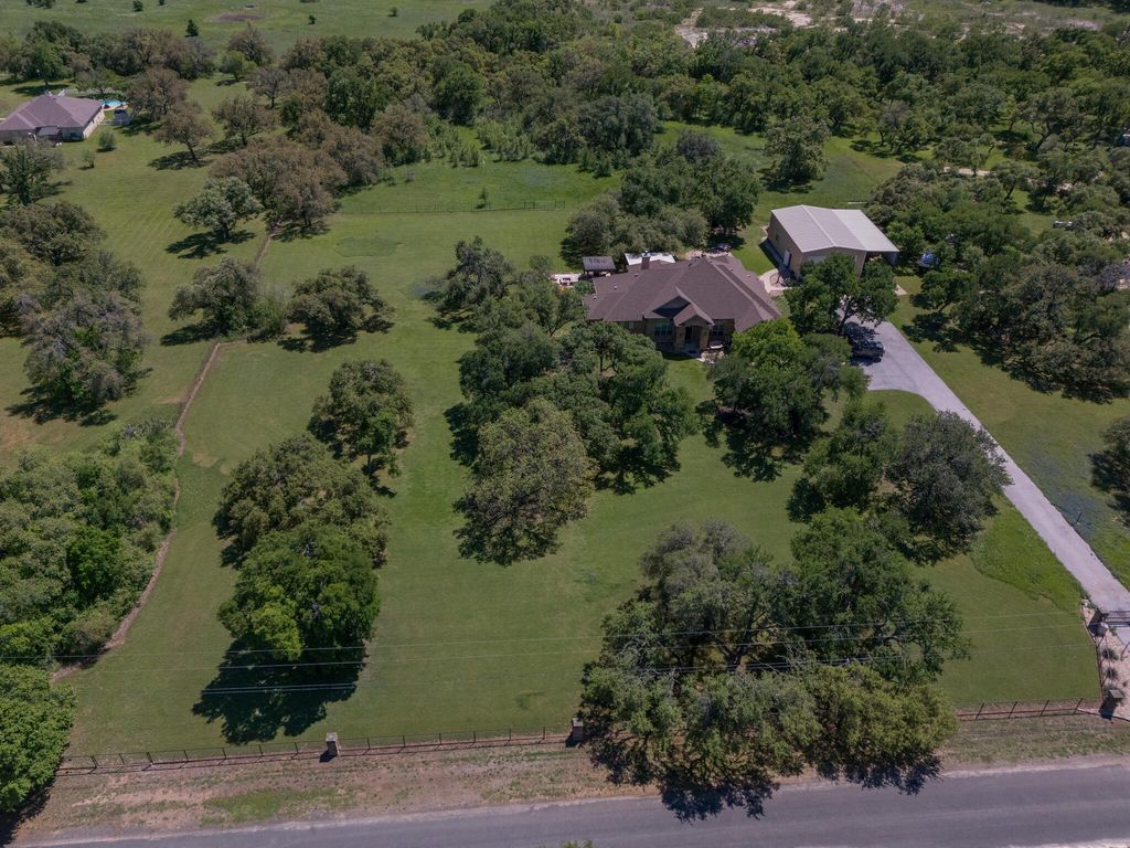 30201 LIVE OAK TRL, Georgetown, TX 78633