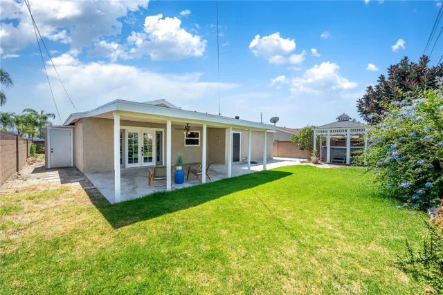 10441 Saint Alban, Cypress, CA 90630
