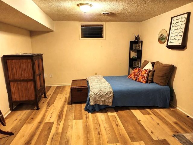 1212 Lake Road, Liberty, MO 64068