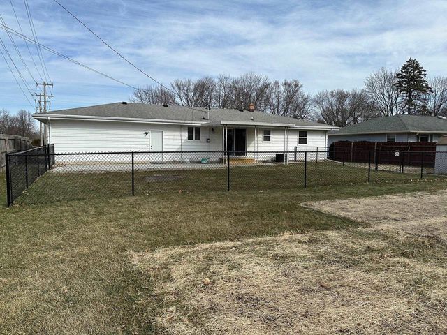 1918 Randolph Road, Janesville, WI 53545