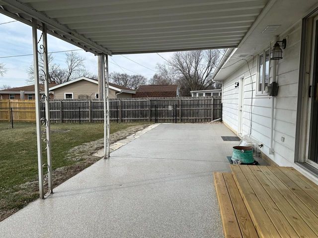 1918 Randolph Road, Janesville, WI 53545