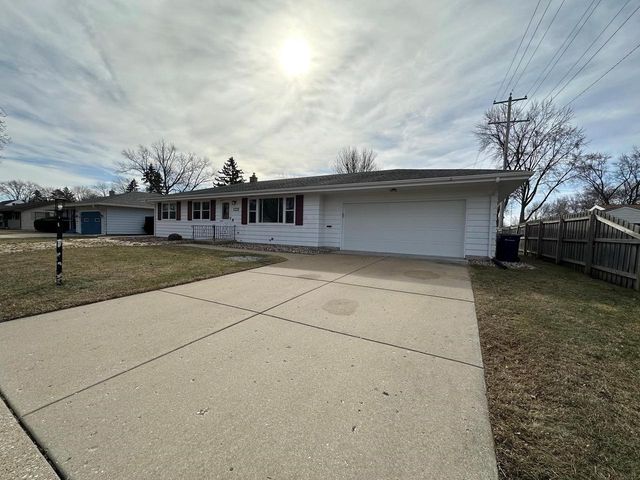 1918 Randolph Road, Janesville, WI 53545