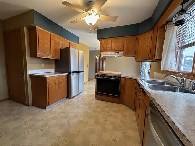 1918 Randolph Road, Janesville, WI 53545