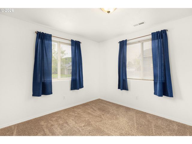 176 OTHELLO Ave, Roseburg, OR 97471