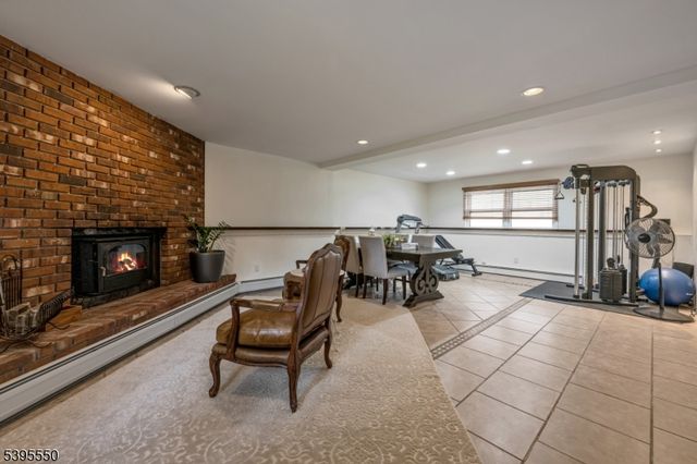 41 Shongum Rd, Randolph Twp., NJ 07869