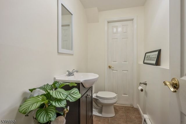 41 Shongum Rd, Randolph Twp., NJ 07869