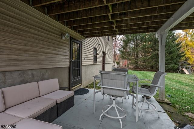 41 Shongum Rd, Randolph Twp., NJ 07869