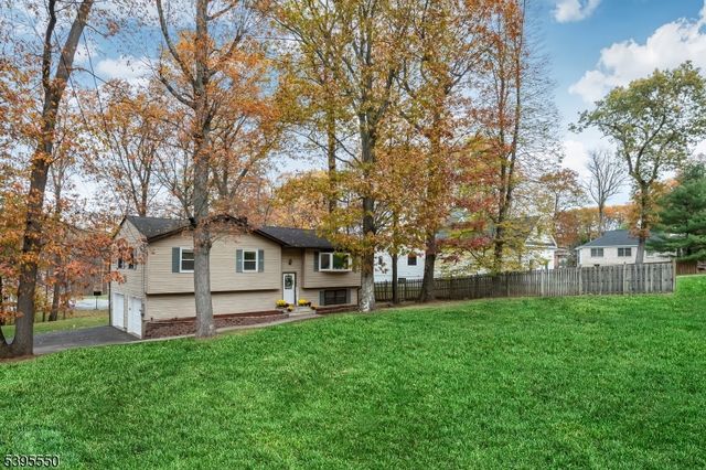 41 Shongum Rd, Randolph Twp., NJ 07869