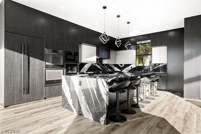 237 East Eldorado Lane, Las Vegas, NV 89123