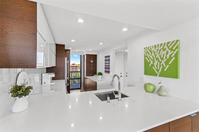 2707 N Ocean Boulevard D603, Boca Raton, FL 33431