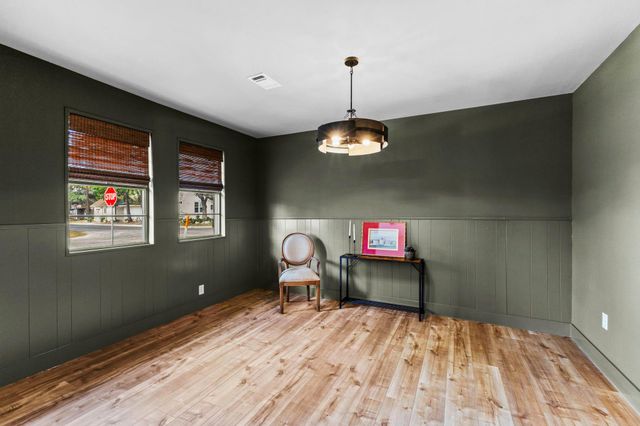 703 Austin Street, Columbus, TX 78934