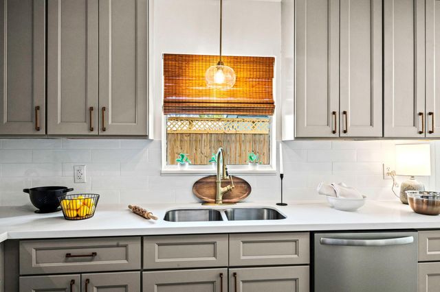 703 Austin Street, Columbus, TX 78934