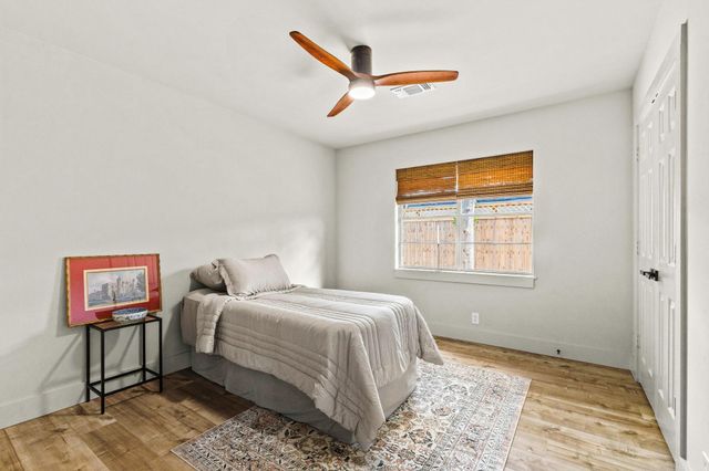 703 Austin Street, Columbus, TX 78934