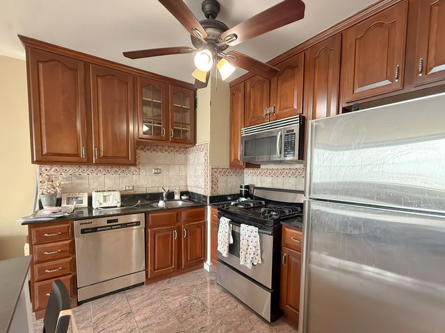 1150 N Lake Shore Drive 7B, Chicago, IL 60611