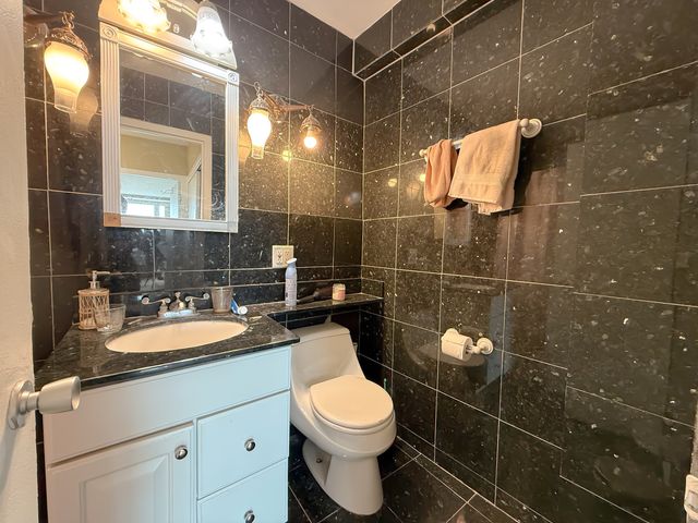 1150 N Lake Shore Drive 7B, Chicago, IL 60611