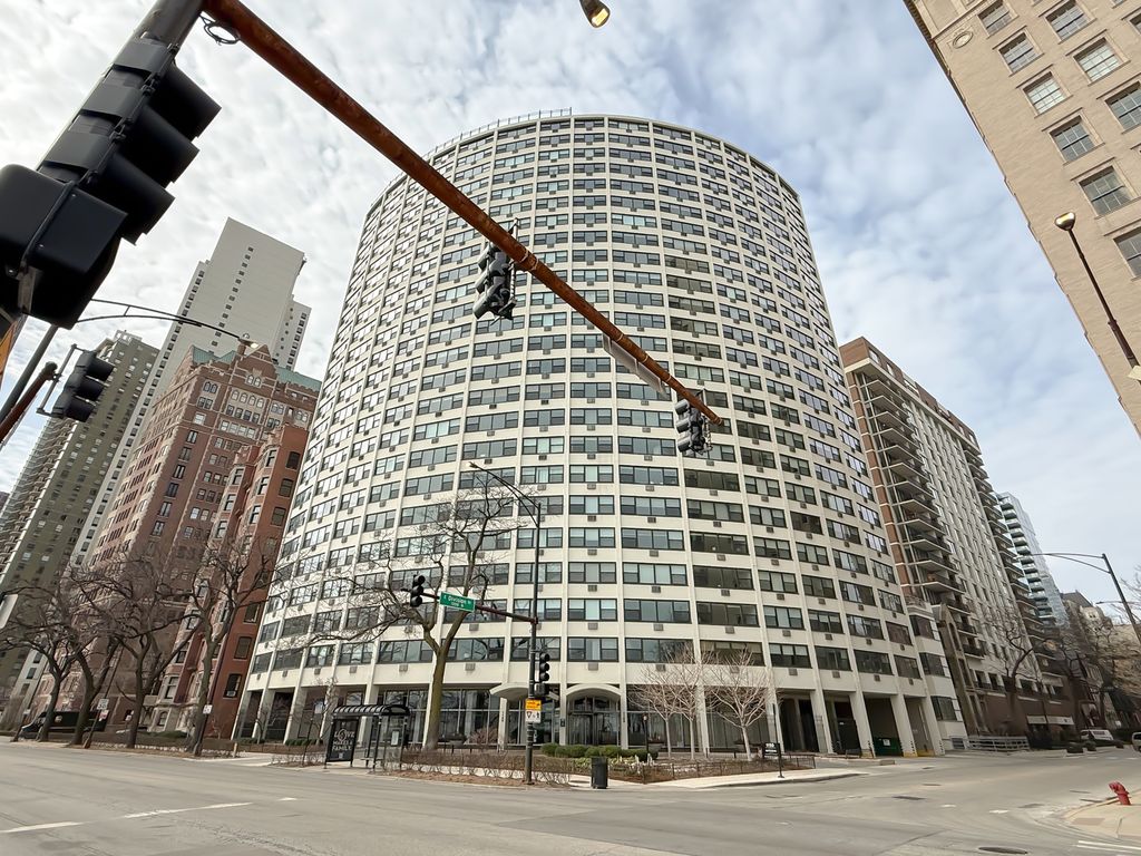 1150 N Lake Shore Drive 7B, Chicago, IL 60611