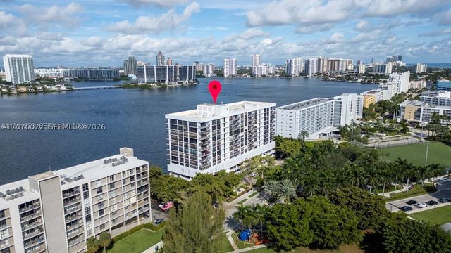 17720 N Bay Rd 6C, Sunny Isles Beach, FL 33160