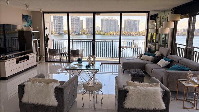 17720 N Bay Rd 6C, Sunny Isles Beach, FL 33160