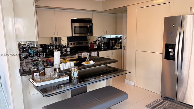 17720 N Bay Rd 6C, Sunny Isles Beach, FL 33160