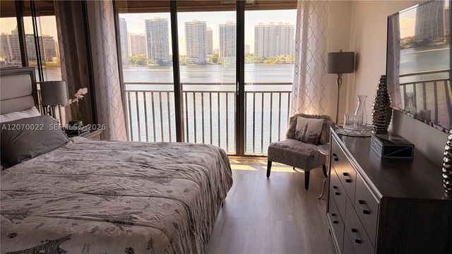17720 N Bay Rd 6C, Sunny Isles Beach, FL 33160