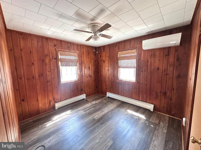 118 E MARYLAND AVE, Long Beach Township, NJ 08008